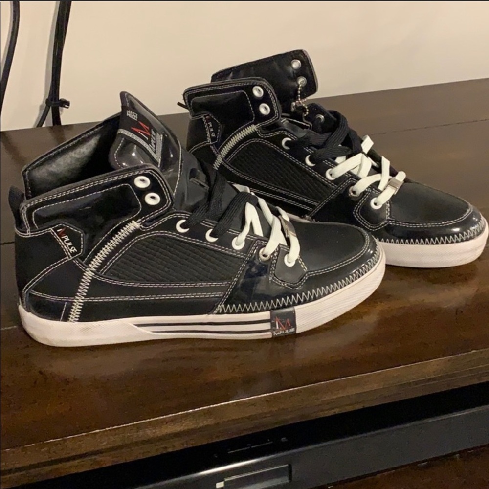 Mens size 9 shoes